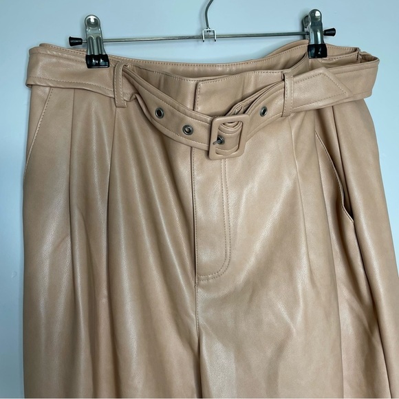 7 For All Mankind Faux Vegan Leather Pants Belted Pleated Tan Beige Wide‎ Leg L - Picture 4 of 11